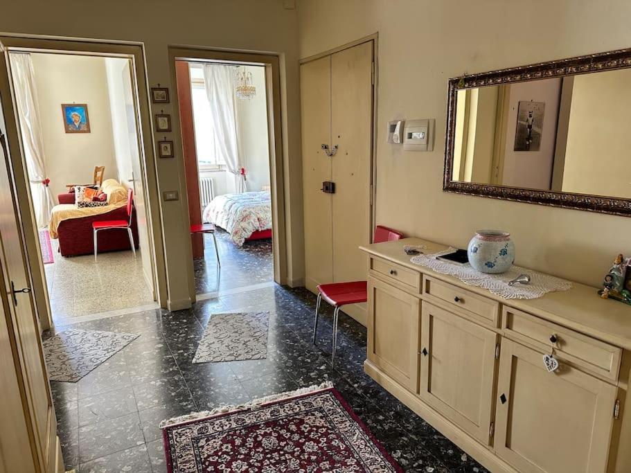 Appartamento Vicino Al Centro Pistoia Eksteriør billede