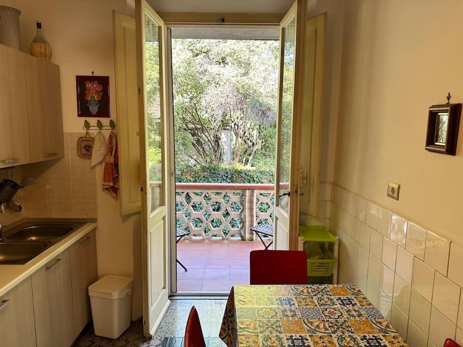 Appartamento Vicino Al Centro Pistoia Eksteriør billede